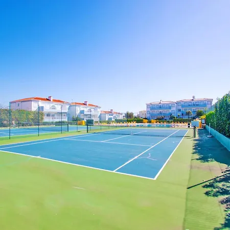 Townhouse Moreton Oasis Getaway *
