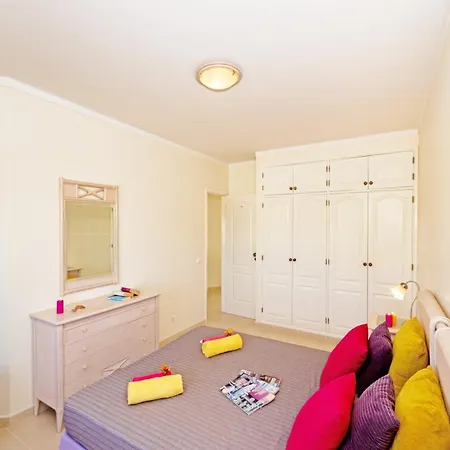 Holiday Home In Portimao Near Beaches * Portimão