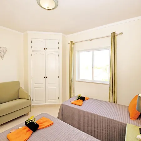Hébergement de vacances Holiday Home In Portimao Near Beaches *
